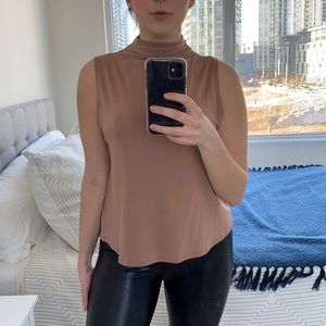 BABATON Nude Sleeveless Top